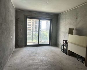 中骏合景府3室2厅2卫南朝向160.0万元/套出售