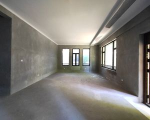 银亿东岸别墅5室2厅5卫南朝向2580.0万元/套出售