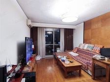 地铁口,中心位置,楼层好,采光无敌,业主诚售