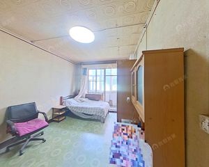 东三环 三里屯 团结湖地铁 农展馆低总价两居 满五年 有钥匙