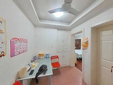 一楼带花园可走后门,南北通透,花园位置,前后无遮挡,近锦江