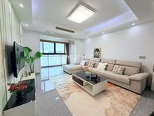 中兴国际花园 电梯精装大三房 看房方便 有钥匙