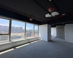 朝阳-大望路 佳兆业广场 南北4室1厅毛坯
