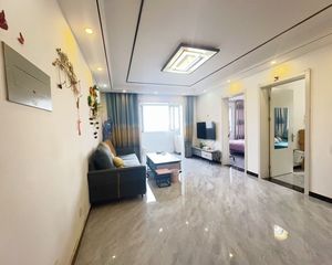 纯业主自住婚房,带家具家电,板楼带地下室 性价比高
