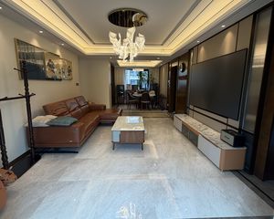 姚江金茂府4室2厅2卫南朝向580.0万元/套出售