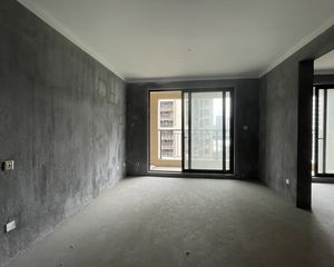 中海寰宇天下 全新白坯+双阳台好楼层 不靠高架不靠马路