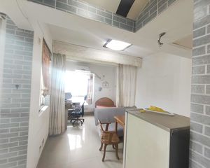 楼下地铁!卓立+三美中学!2房光线超好!