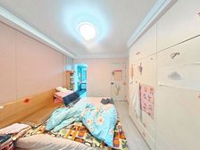 房东急售!送40平花园和固定车位!婚房装修空调带地暖。
