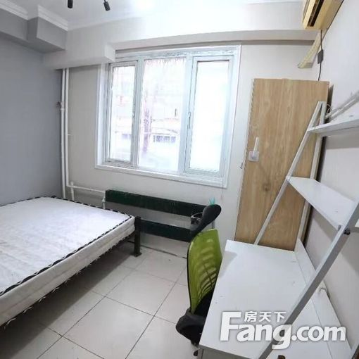 独卫出租!东大桥地铁口 农丰里 化石营 朝阳医院 复兴国际