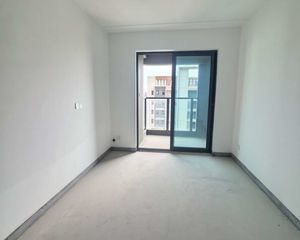 盛梅和苑3室2厅1卫南朝向125.0万元/套出售