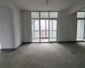 维科东院4室2厅3卫南朝向485.0万元/套出售
