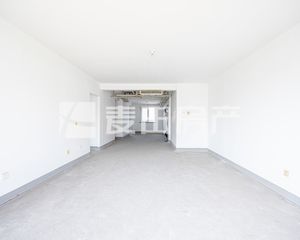 南北通透盛景嘉园3室2厅豪华装修