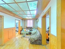 龙阳板块3楼小3房,出租中,看房需要提前预约,市场价可出