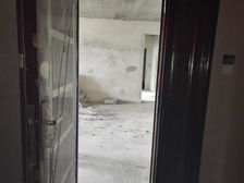 云星钱隆首府A区5房2厅毛坯朝向南北朝向单价12156.86元总价248万