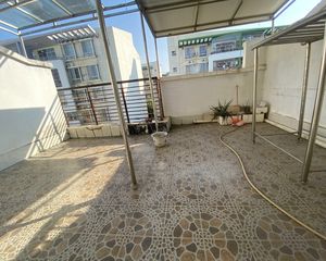 金凯苑5房4厅240m2150万