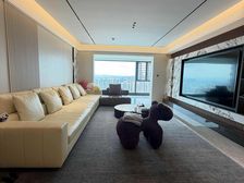 万科城南区 4房2厅330万