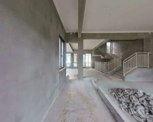 君湾中心4室2厅2卫南朝向1280.0万元/套出售