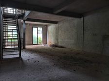 龙胤花园5房2厅470万