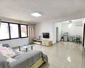 广西图书馆住宅区(新竹路)3房2厅万