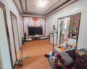 华建里小区 2房1厅42万
