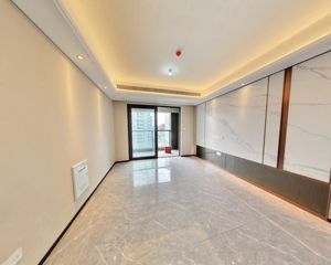 江上印3室2厅2卫南朝向308.0万元/套出售