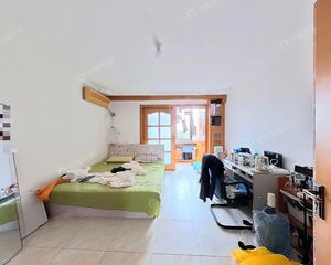 西顺城街甲27号院经典户型采光好