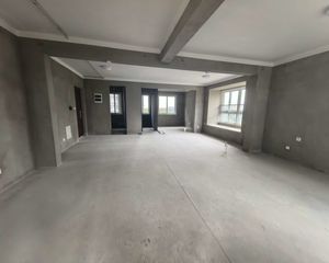 新兴岚湾小区3室2厅1卫南朝向100.0万元/套出售