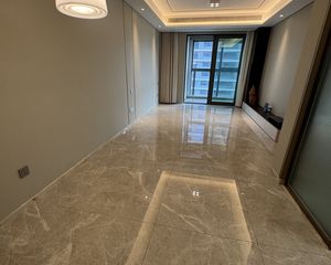 春风晴翠3室2厅1卫南朝向189.0万元/套出售