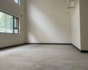 南滨路金辉泊舍三房420万
