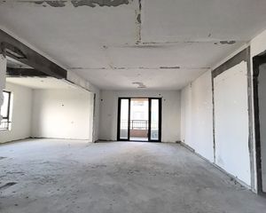 世博花园4室2厅2卫南朝向320.0万元/套出售