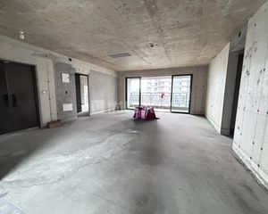 5室 北投隐山 不满两年 南北通透 毛坯 看房方便 有钥匙