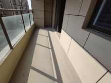 花都汇 新扬中 奥园鹭园 四房宽厅户型 双阳台落地窗 随时看