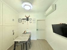 蓝村小区,电梯房,一室一厅,小区花园位置,业主诚意出售