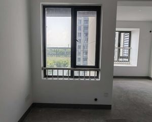 庆丰府2室1厅1卫南朝向62.0万元/套出售