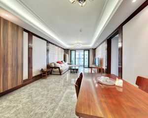 恒大豪庭 3室1厅 东南