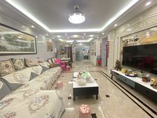 新希望锦官城 4房2厅135万
