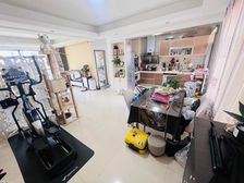 翡翠园二期 4房2厅180万