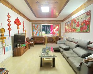 崇左市公安局驻南宁办事处3房2厅89万