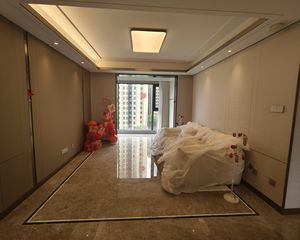 一品滨江湾西区3室2厅2卫南朝向345.0万元/套出售