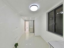 新上精装修一室一厅 中间楼层 房东诚意出售 看房方便
