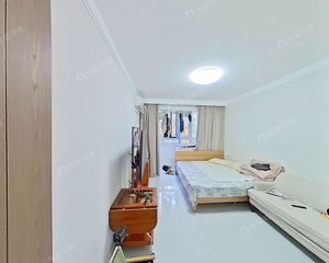 东三环 团结湖地铁 团结湖公园精装南北通透三居 有车位 诚售