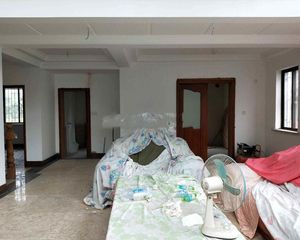 半岛别墅山庄7房3厅中装朝向南北朝向单价17164.18元总价460万