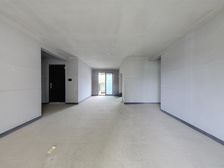 碧桂园凤凰城E区 精致户型,带两个车位
