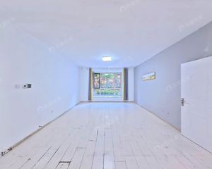 人车分流·带运河、远洋公馆·3室2厅2卫闹中取静