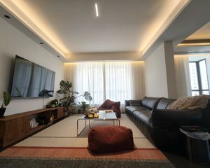 翡翠华庭1室2厅2卫南朝向268.0万元/套出售