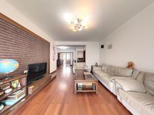新上 小区前排大3房 全明户型 拎包入住