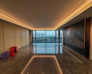 绿城全新品质小区,全新交付,高装标,232平12楼,业主诚售