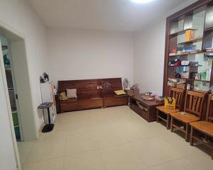 南铝社区2房2厅50万