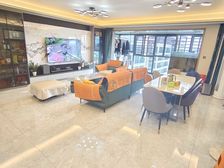 万科第五园 4房2厅130万