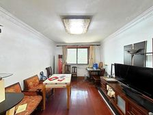 新上一楼带两个大院子东陆路站六百米看房有钥匙可谈